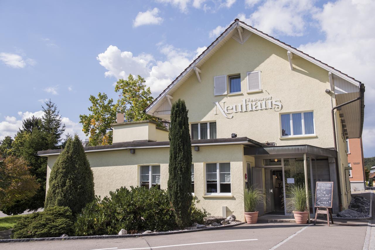 Hotel Restaurant Neuhaus Hertenstein Exterior photo